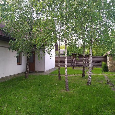 House Of Vitaliy Pochaiv Bagian luar foto